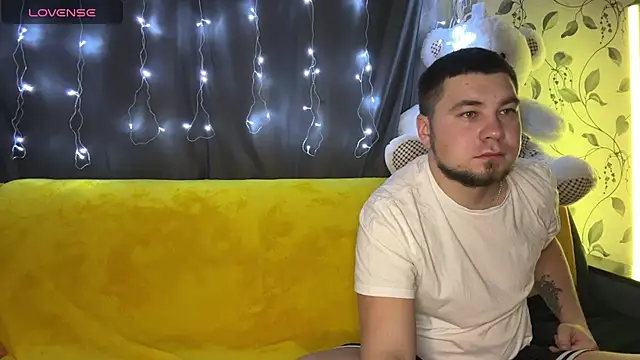 coupleinspire online show from November 2025 09:14:02 PM