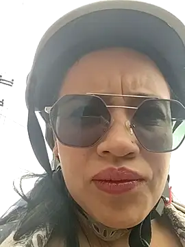 MILA  06 online show from October 2025 04:04:01 PM