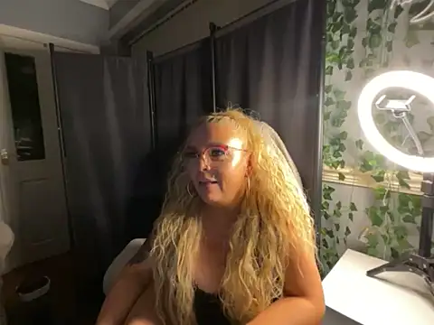 BonnyDesire online show from March 2026 08:02:01 PM