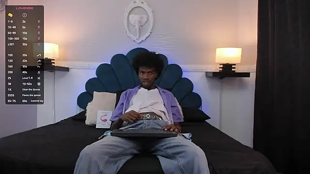 AllexJacob online show from October 2025 01:09:01 PM