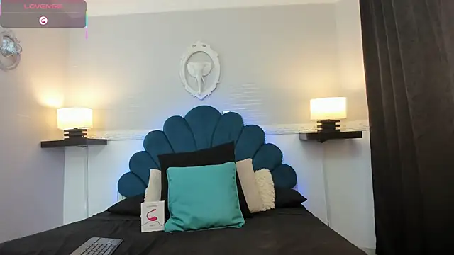 AllexJacob online show from October 2025 01:10:01 PM