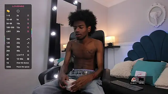 AllexJacob online show from October 2025 01:20:02 PM