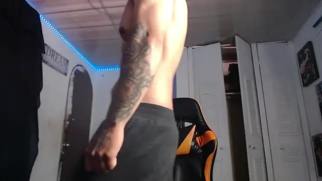 Snapshot of Chrys_harris77 chatting on September 2025 08:24:02 PM Chrys harris77 online show from September 2025 08:24:02 PM