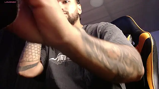 Snapshot of Chrys_harris77 chatting on September 2025 10:25:01 PM Chrys harris77 online show from September 2025 10:25:01 PM