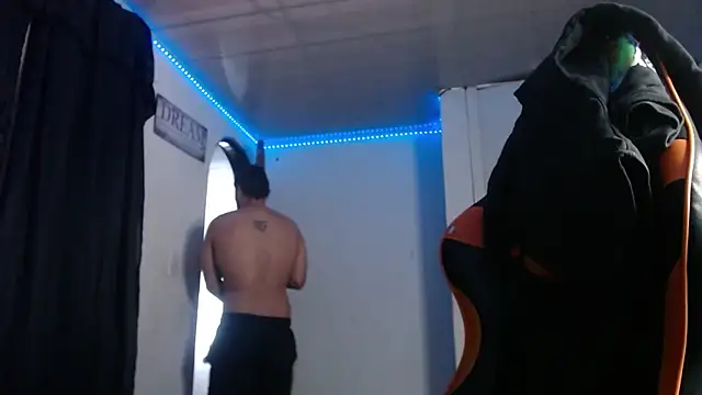 Snapshot of Chrys_harris77 chatting on October 2025 10:05:01 PM Chrys harris77 online show from October 2025 10:05:01 PM