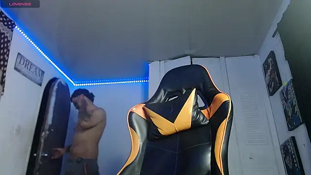 Snapshot of Chrys_harris77 chatting on November 2025 04:37:02 AM Chrys harris77 online show from November 2025 04:37:02 AM