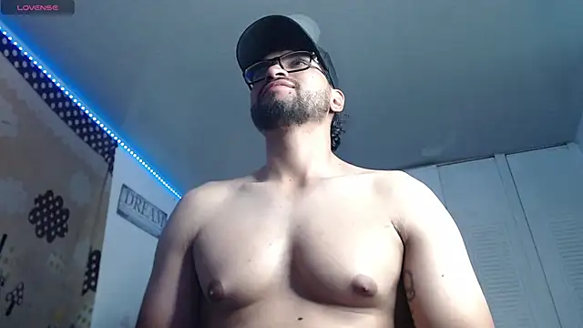 Snapshot of Chrys_harris77 chatting on December 2025 06:01:02 AM Chrys harris77 online show from December 2025 06:01:02 AM