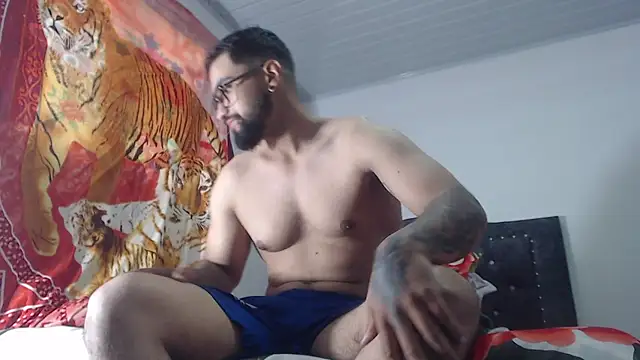 Snapshot of Chrys_harris77 chatting on February 2026 09:32:01 PM Chrys harris77 online show from February 2026 09:32:01 PM