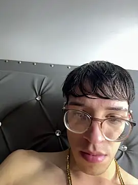 arthurdavies online show from October 2025 04:02:02 AM