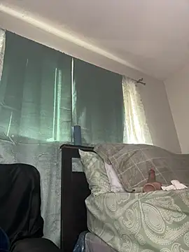 foreigntitts  online show from February 2026 10:58:02 PM