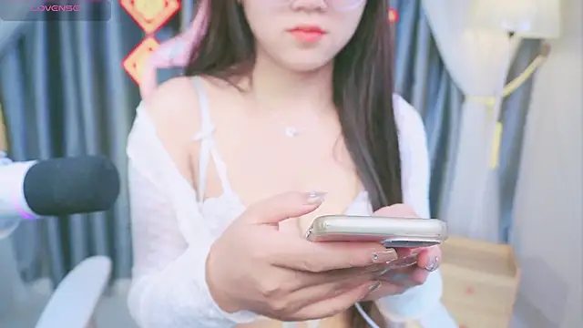 Cherry-26 online show from February 2026 04:02:02 AM