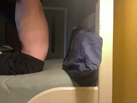 Snapshot of Randy9222 chatting on February 2026 08:22:01 AM Randy9222 online show from February 2026 08:22:01 AM