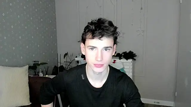 Snapshot of Max_Foks chatting on January 2026 07:55:01 AM Max Foks online show from January 2026 07:55:01 AM