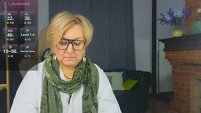 Marta Wils online show from November 2025 03:07:01 AM