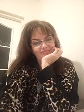 ValeriaLove43211 online show from November 2025 06:53:01 PM