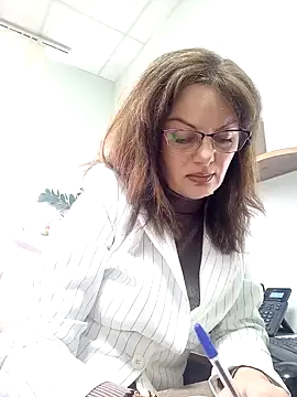 ValeriaLove43211 online show from November 2025 12:16:02 PM