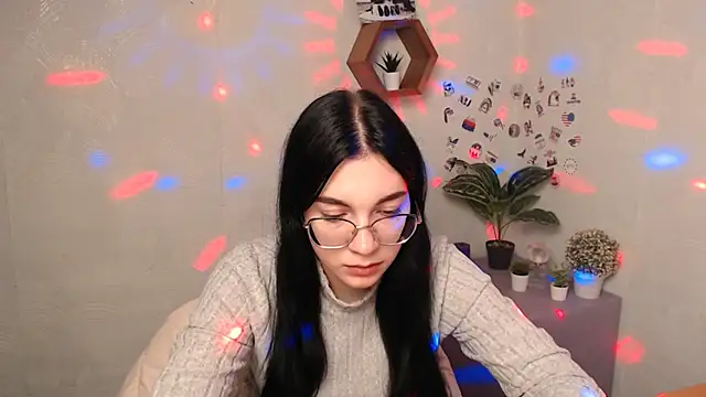 Snapshot of MiraBabe_ chatting on October 2025 08:34:02 AM MiraBabe  online show from October 2025 08:34:02 AM