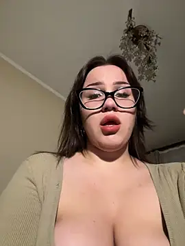 DeliceMaya online show from October 2025 01:01:01 PM