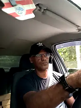 Snapshot of JeffersonRay chatting on January 2026 12:21:01 PM JeffersonRay online show from January 2026 12:21:01 PM