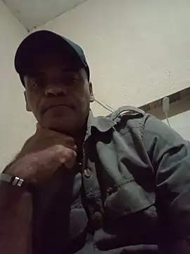 Snapshot of JeffersonRay chatting on June 2026 07:13:01 AM JeffersonRay online show from June 2026 07:13:01 AM