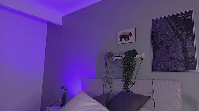 KeendraFox  online show from March 2026 10:18:02 AM