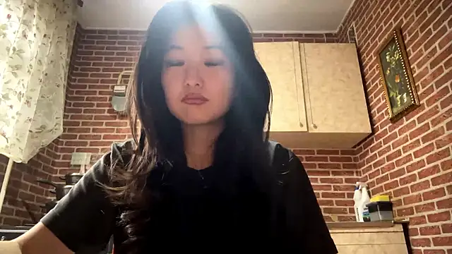 EmmaLeexth online show from March 2026 10:09:02 AM