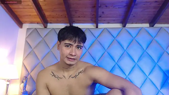 Clement Reyes online show from November 2025 01:31:01 PM