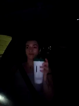 laradoom online show from March 2026 04:18:02 AM