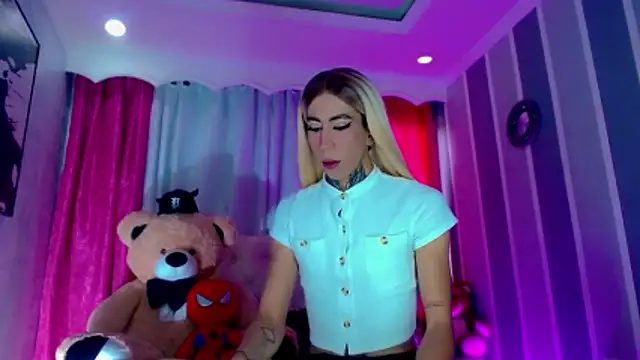 Julia Bulette1 online show from March 2026 01:11:02 PM