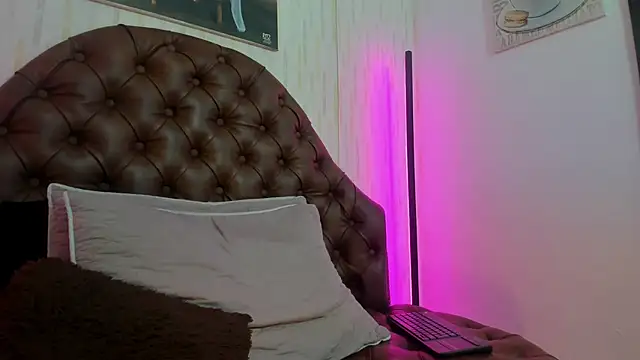 Snapshot of noah_blake0 chatting on September 2025 02:38:02 AM noah blake0 online show from September 2025 02:38:02 AM