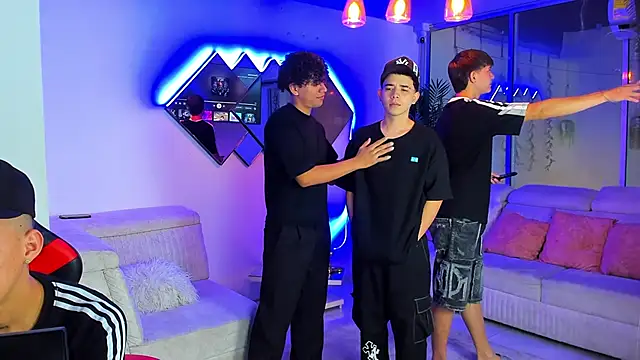 Houseofwarrios online show from March 2026 05:25:01 AM