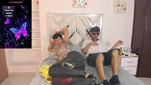 DemianSalvatore online show from September 2025 11:15:02 AM