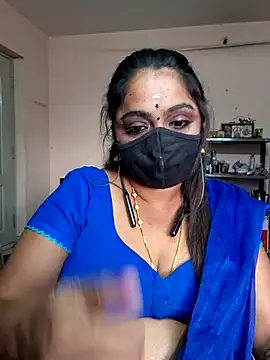Snapshot of queendivya chatting on June 2026 12:22:01 PM queendivya online show from June 2026 12:22:01 PM