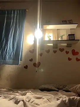 Noamilk online show from February 2026 09:17:01 AM