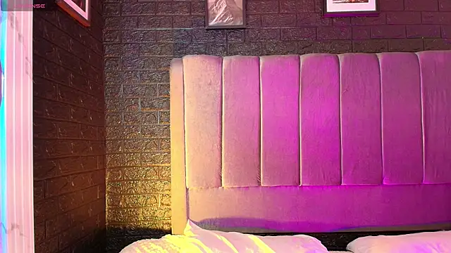 Erick Velveth online show from November 2025 09:26:01 PM