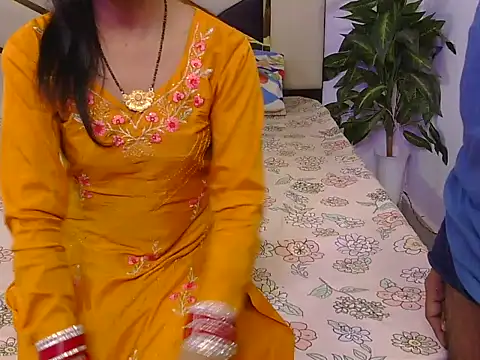 Lovelyy-couple online show from November 2025 04:51:02 PM