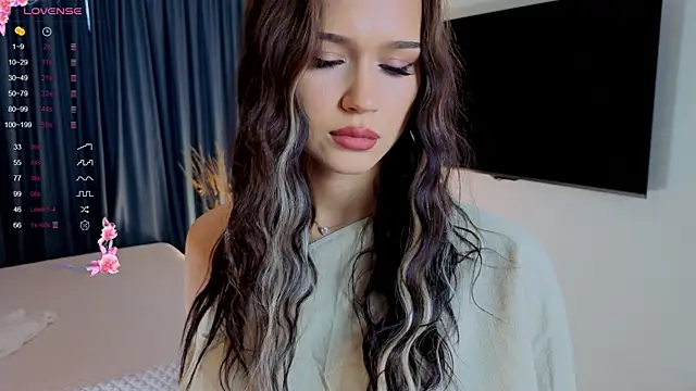 Snapshot of Purple_Rise chatting on September 2025 11:33:01 AM Purple Rise online show from September 2025 11:33:01 AM