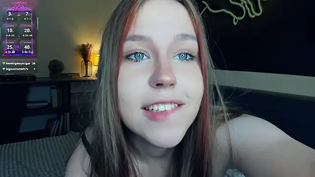 MaliaBourraine online show from October 2025 07:09:01 AM