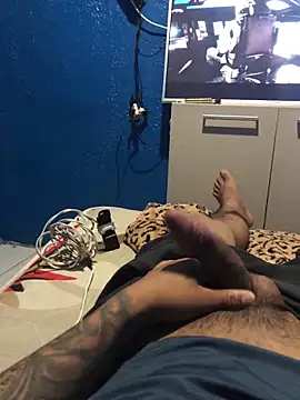 Alangostoso092 online show from September 2025 06:30:02 PM