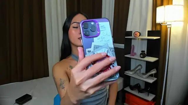 Sedictive Samantha online show from November 2025 05:06:02 PM