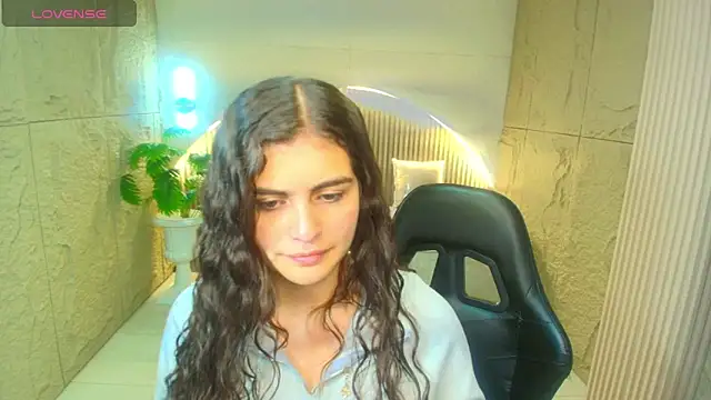 dany r  online show from December 2025 01:20:01 PM