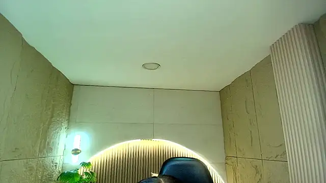 dany r  online show from March 2026 01:06:01 PM