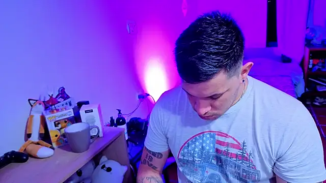 ryden 01 online show from September 2025 04:40:02 AM