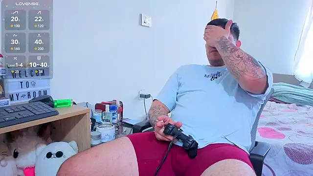 ryden 01 online show from December 2025 04:38:01 PM