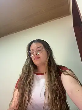 Aphrill online show from September 2025 10:47:01 PM