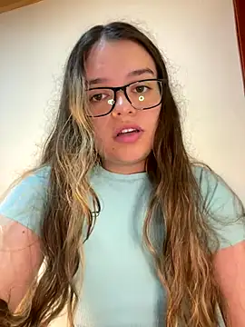 Aphrill online show from November 2025 10:09:02 PM