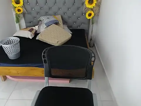 hotlesby valery online show from February 2026 11:59:01 AM