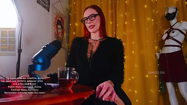 Giantess Eva online show from January 2026 07:41:01 PM