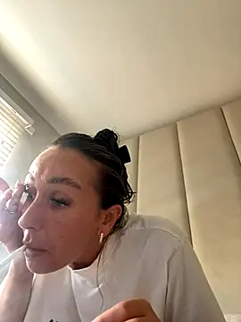 Scotishminx25 online show from October 2025 01:10:02 PM