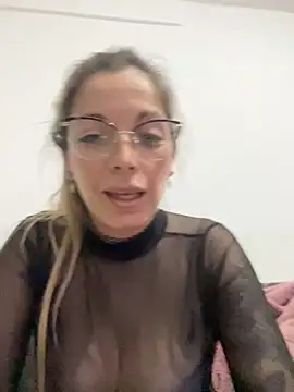 Snapshot of julietacollins11 chatting on September 2025 04:43:02 PM julietacollins11 online show from September 2025 04:43:02 PM